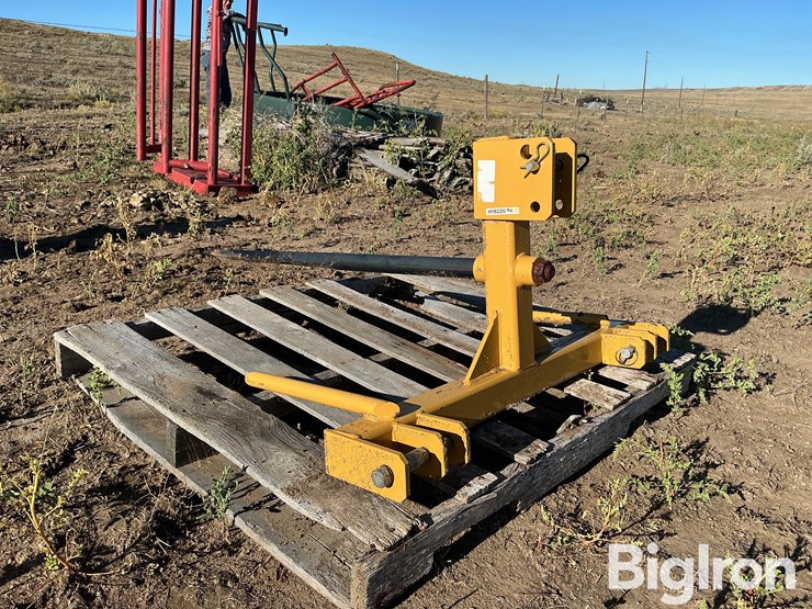 caterpillar-12-image-7