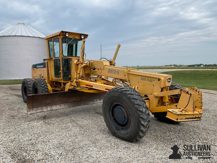 1979-deere-672a-image-3