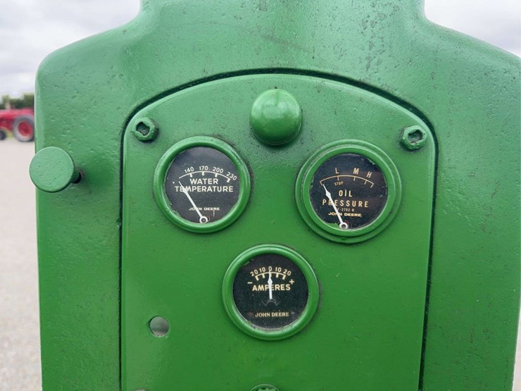 1953-john-deere-60-image-44