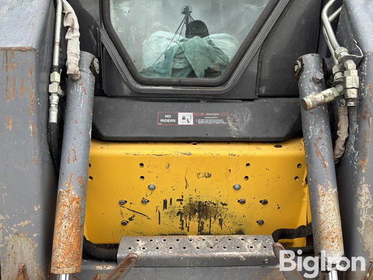 2006-new-holland-ls180-image-18