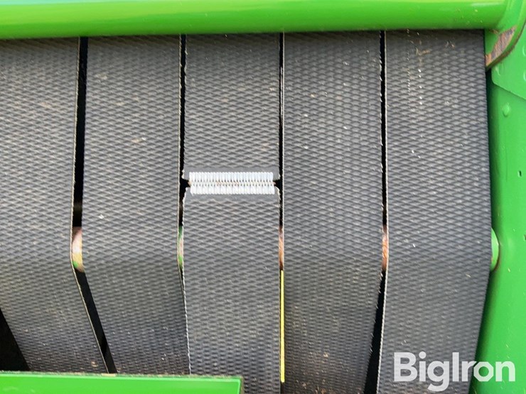2015-john-deere-569-image-18