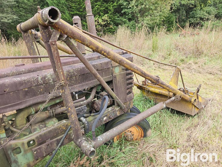1950-john-deere-b-image-14