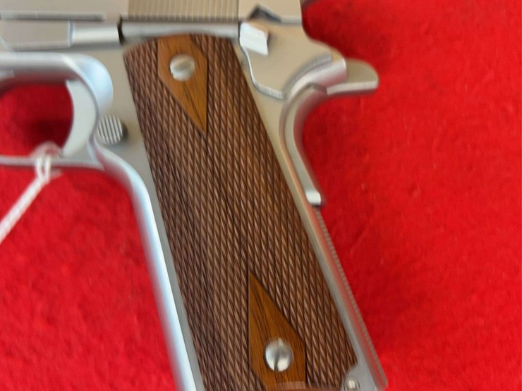 remington-model-1911-r1s-.45-acp-semiauto-pistol-image-7