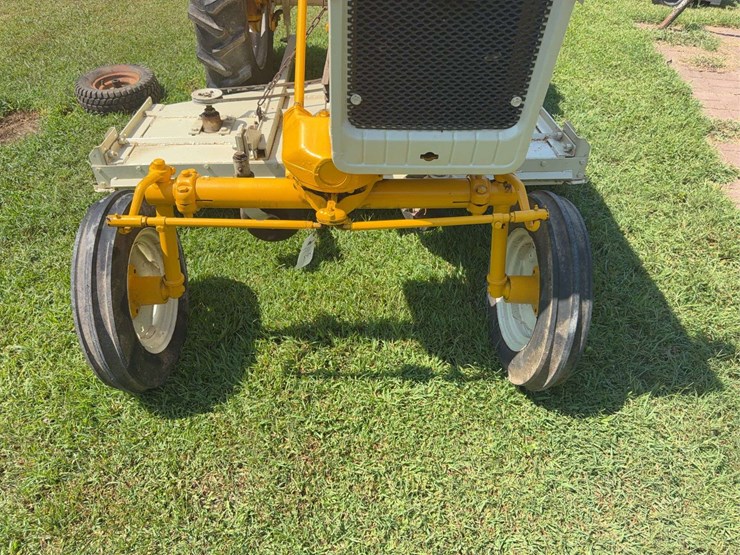 1964-international-cub-image-10