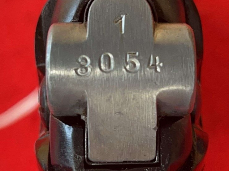 german-luger-9mm-semiauto-pistol-image-11