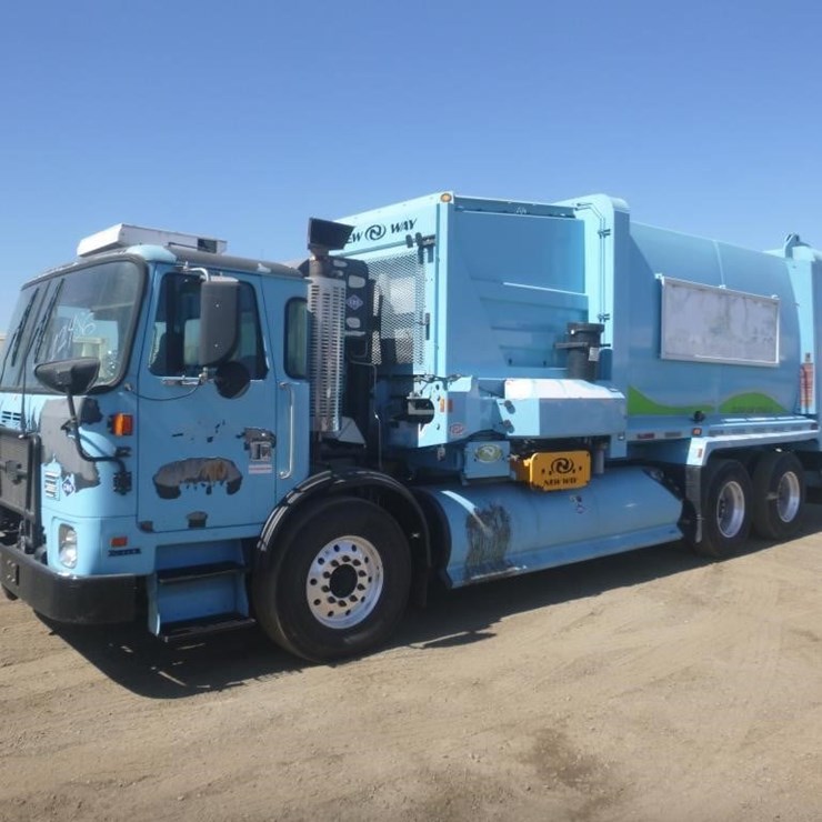 2017 AUTOCAR XPEDITOR