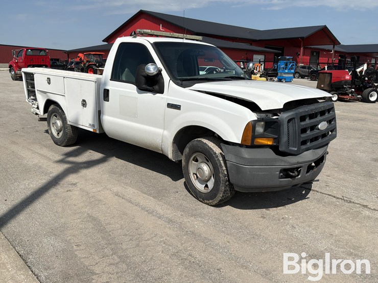 2006-ford-f250-xl-image-3