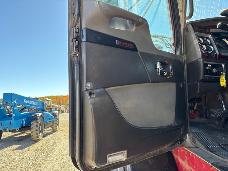 2009-kenworth-t800-image-86