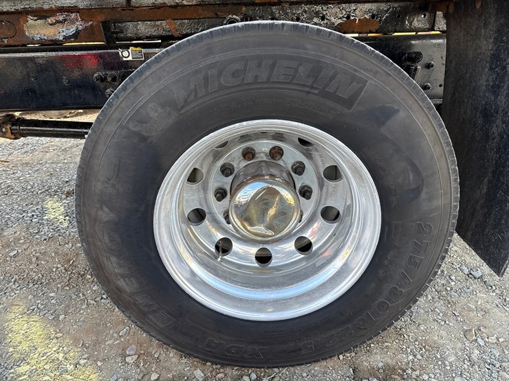 2020-kenworth-t270-image-60