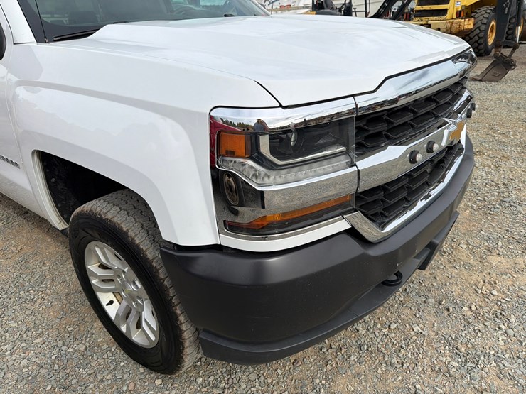 2019-chevrolet-silverado-1500-image-11