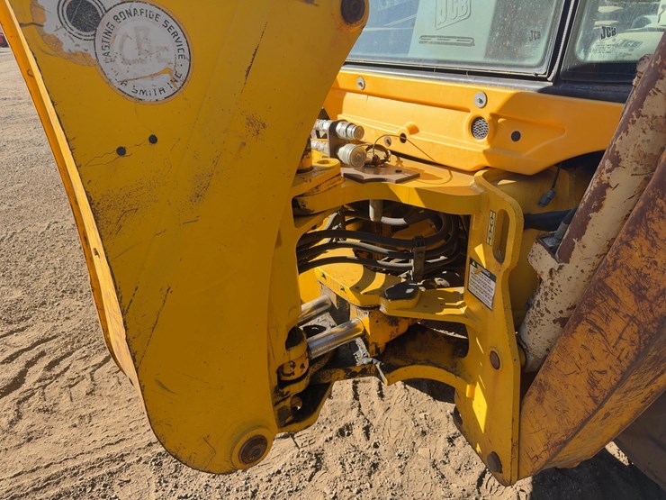 2001-jcb-214-image-22