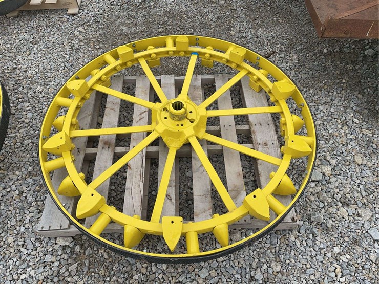 john-deere-b-image-3