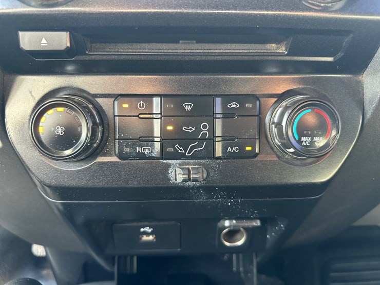 2017-ford-f350-xl-image-41