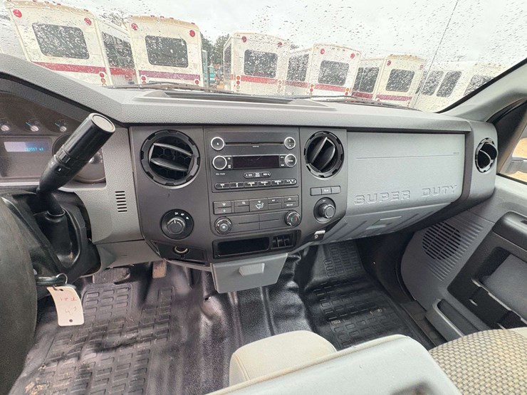 ford-f250-xlt-image-11