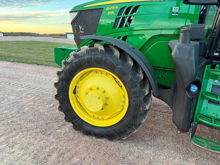 john-deere-6215r-image-14