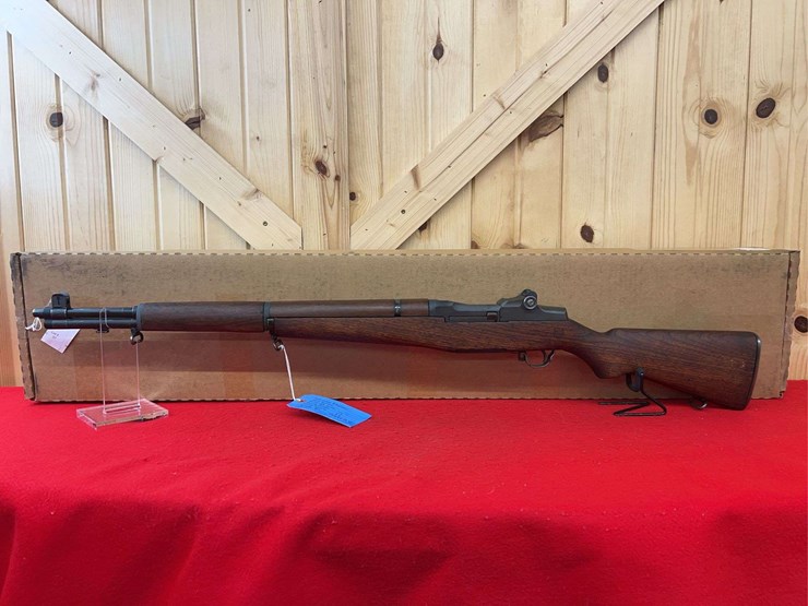 international-harvester-u.s.-m1-garand-.30-semiauto-rifle-image-1