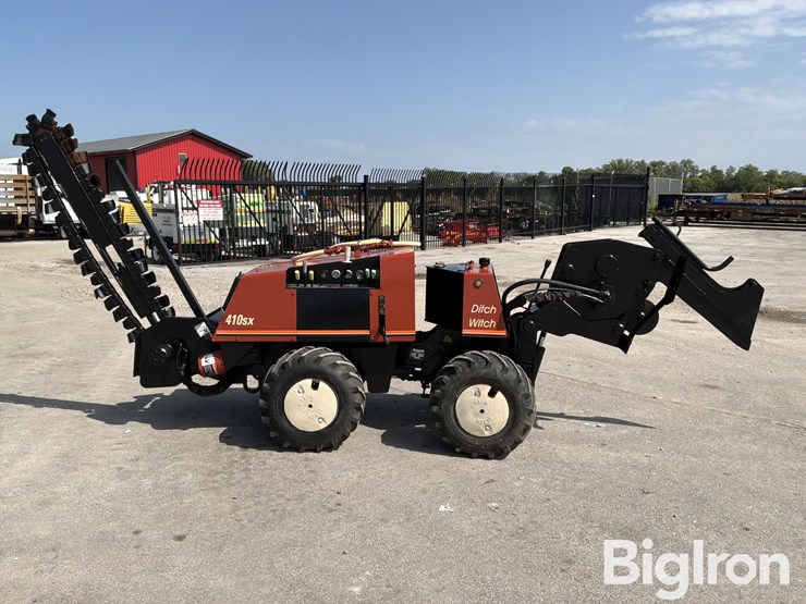 2004-ditch-witch-410sx-image-8