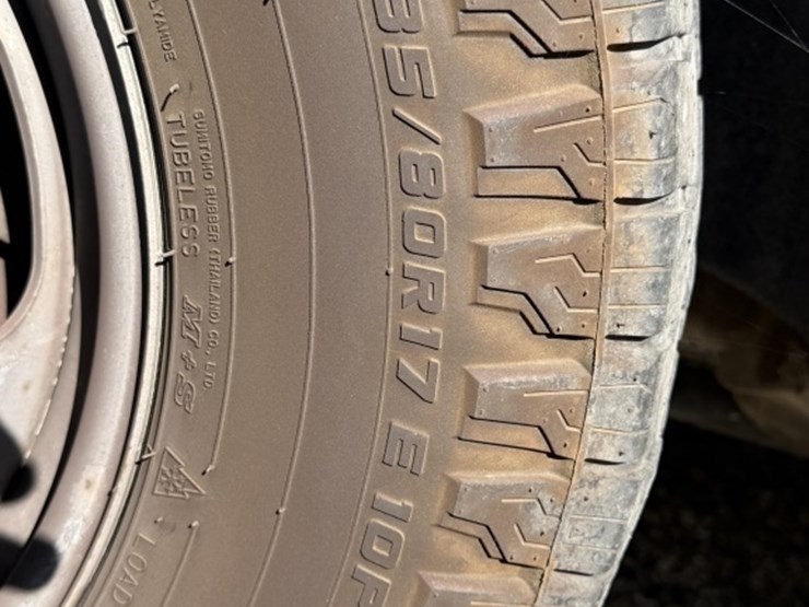2015-chevrolet-silverado-3500-image-11