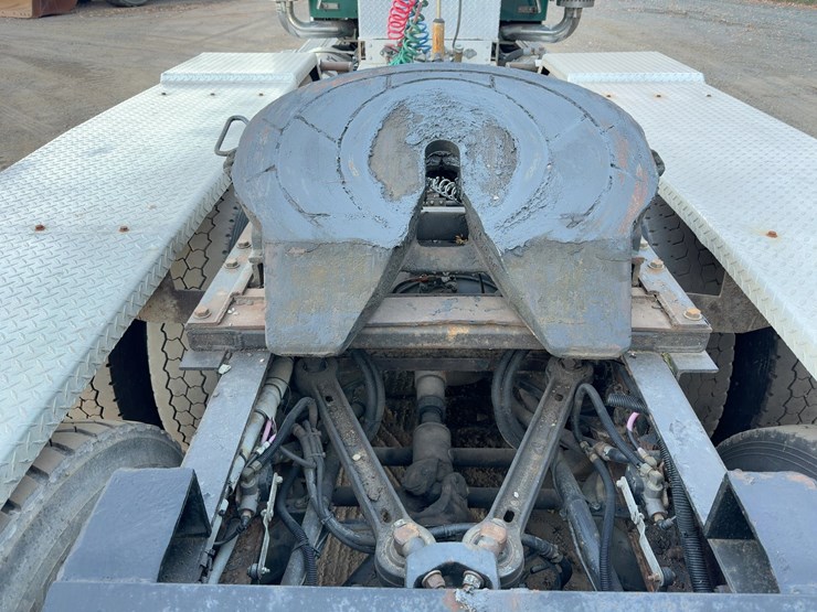 2006-kenworth-w900-image-21