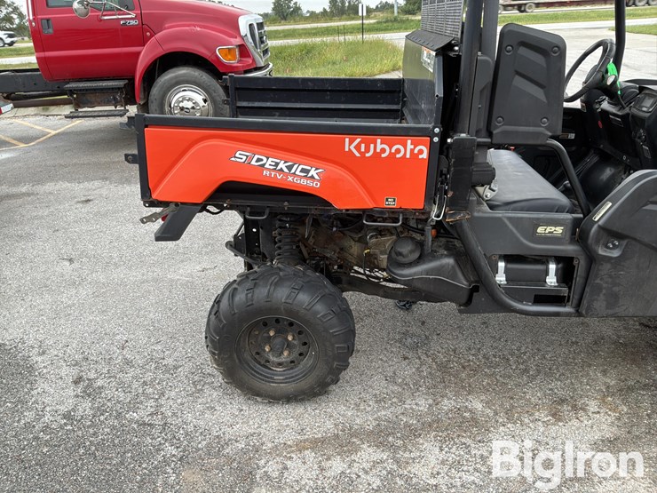 2022-kubota-rtv-xg850-sidekick-image-16