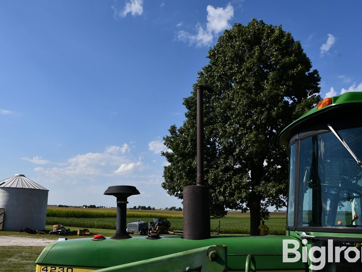 1977-john-deere-4230-image-16