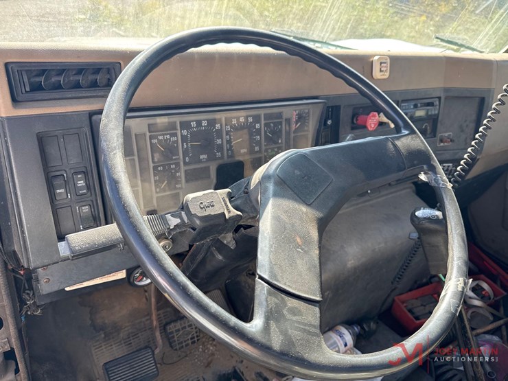 1992-international-9-image-17
