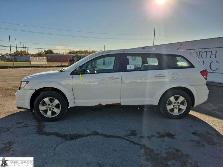 2013-dodge-journey-image-8