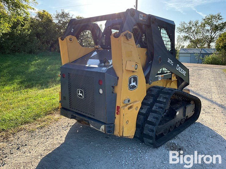 2019-deere-317g-image-5