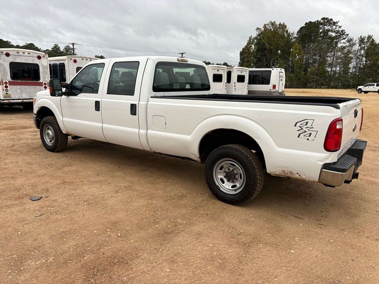ford-f250-xlt-image-2