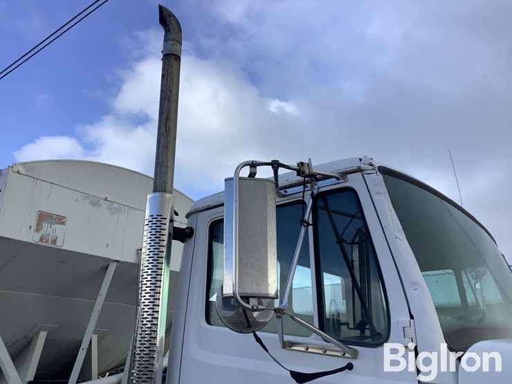 1996-freightliner-fl80-image-19