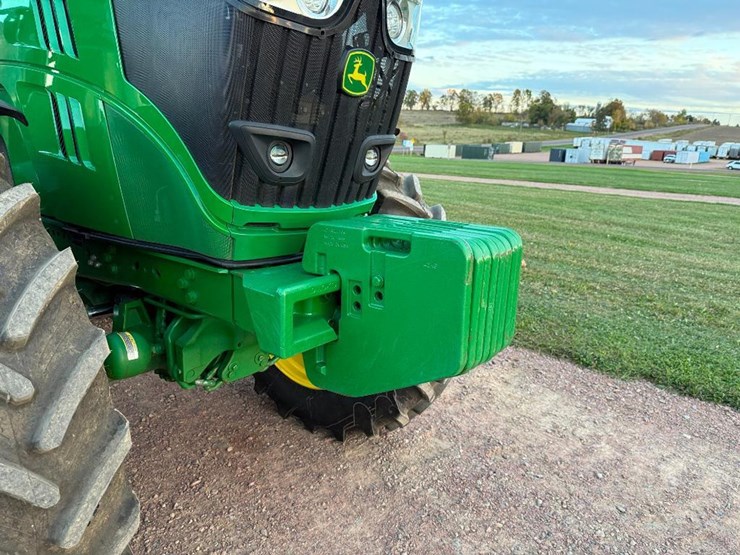 john-deere-6215r-image-23