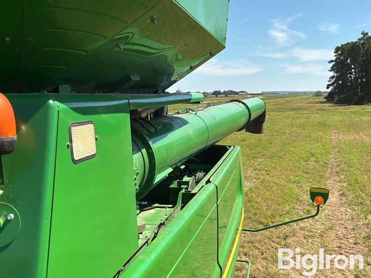 2011-john-deere-9770-sts-image-15