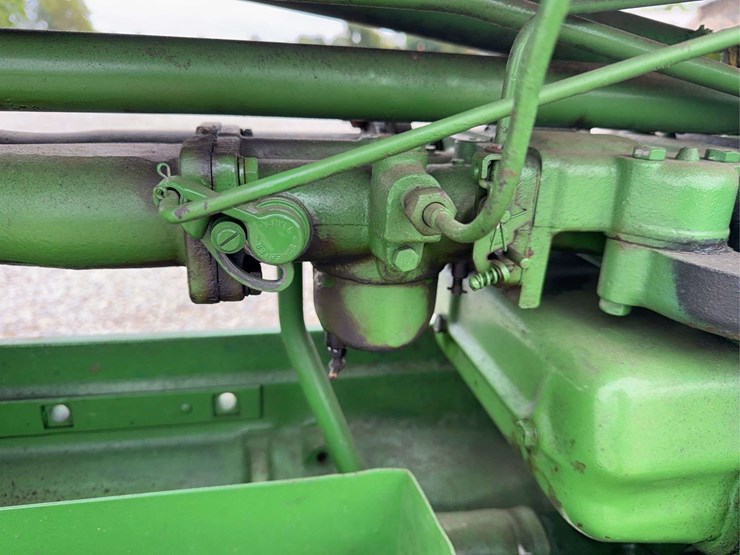 1957-john-deere-520-image-25