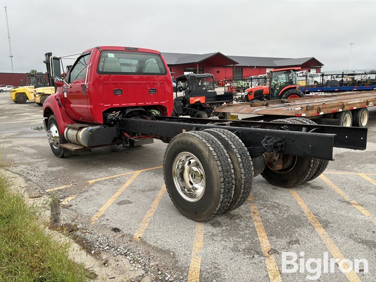 2015-ford-f750-xlt-image-7
