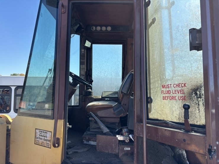 1990-case-621zf-image-19