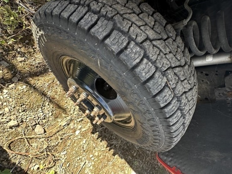 2005-ford-f350-xl-image-10