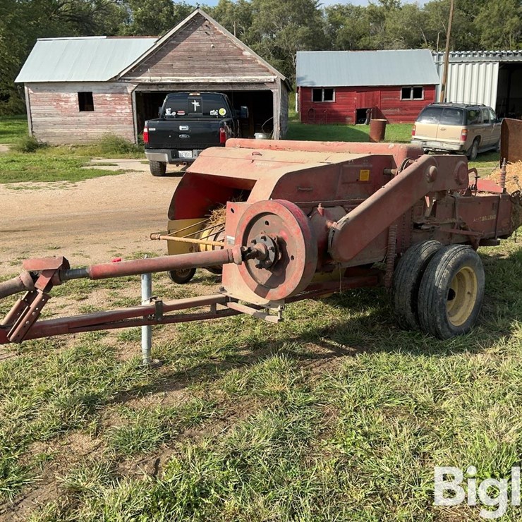 NEW HOLLAND 68