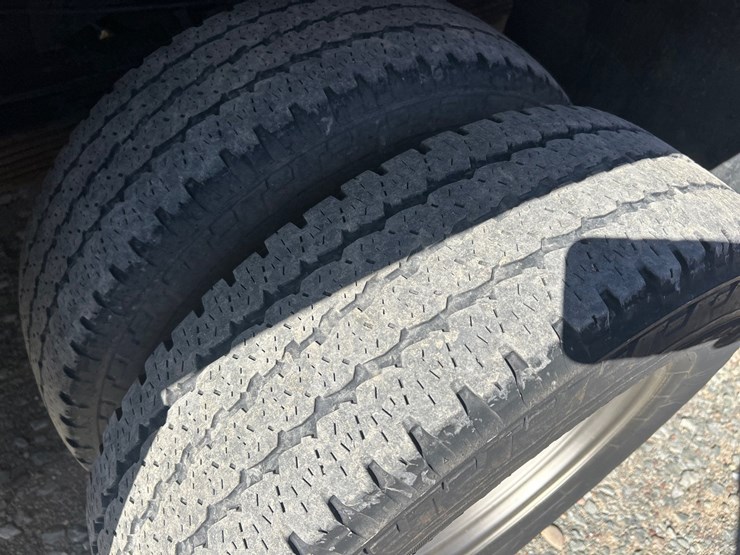2011-ford-f350-image-80