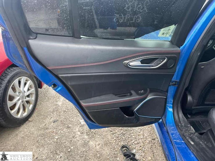 non-operable-2018-alfa-r-giulia-quadrifogli-image-38
