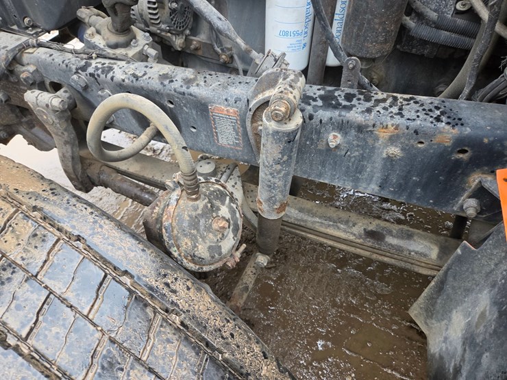 1994-mack-rd688s-image-33
