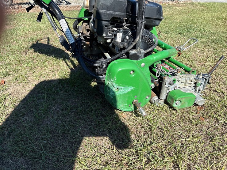 john-deere-11-image-8