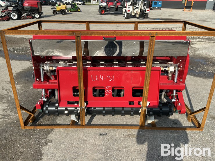 massey-ferguson-730-image-6
