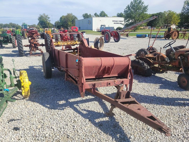 lazarus-manure-spreader-image-1