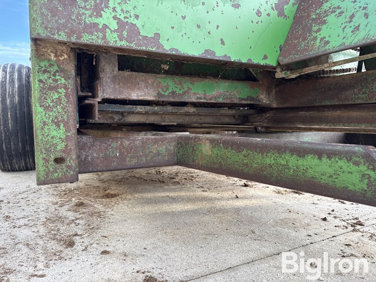 john-deere-450-image-14
