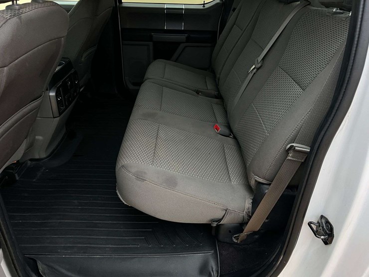 ford-f150-xlt-image-26
