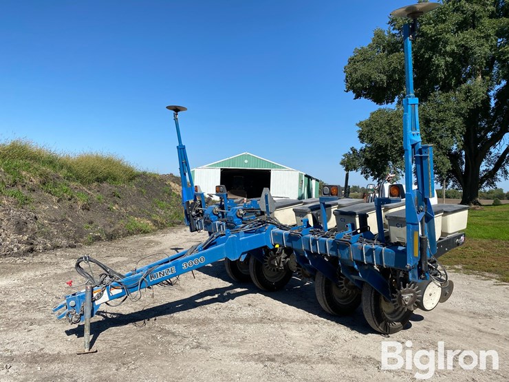 kinze-3000-image-1