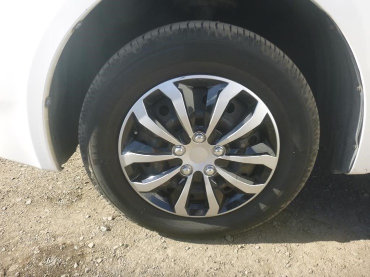 2008-toyota-sienna-image-15