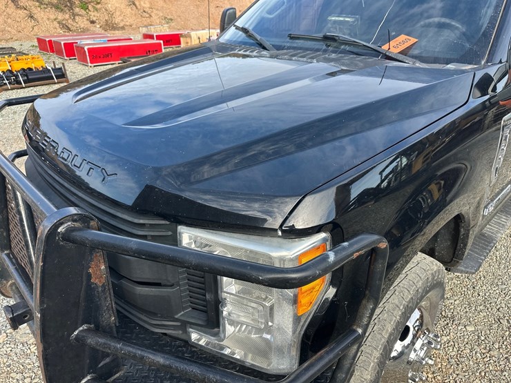 2017-ford-f350-xl-image-9