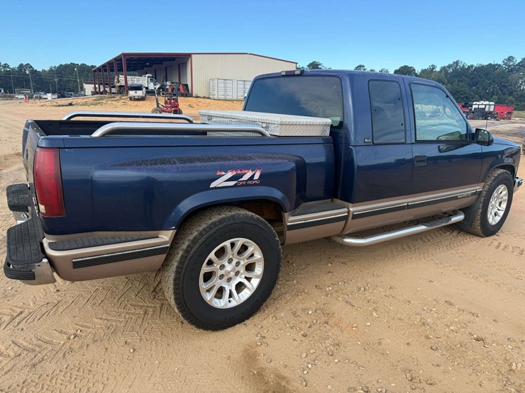 gmc-sierra-1500-image-3