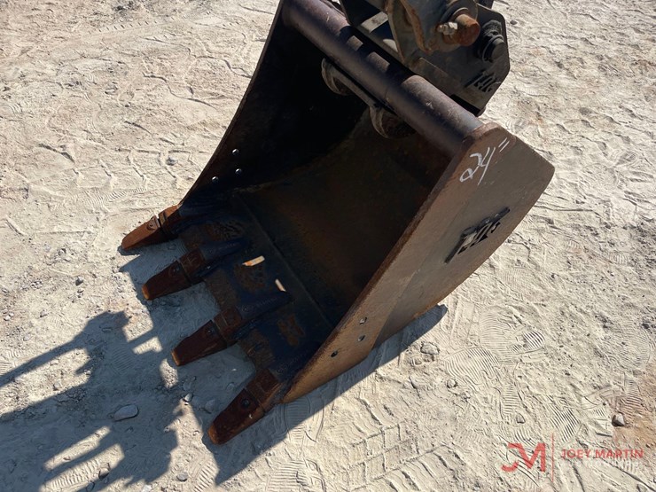 2021-bobcat-e26-image-12